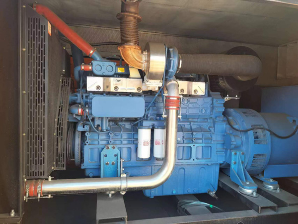 长岭柴油发电机组一般有几种电压输出？