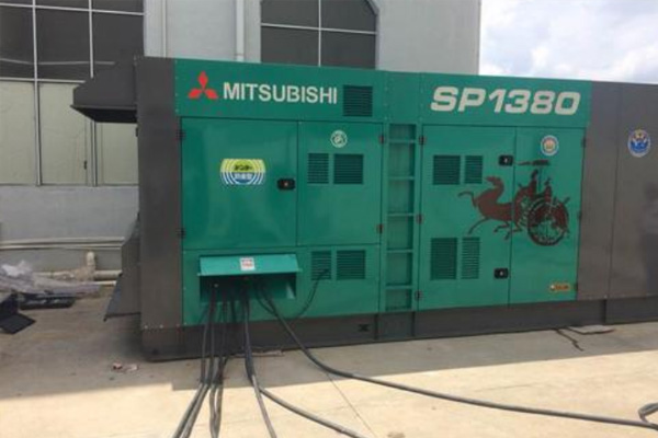 长岭为什么有些柴油发电机组的输出电压可以调节？