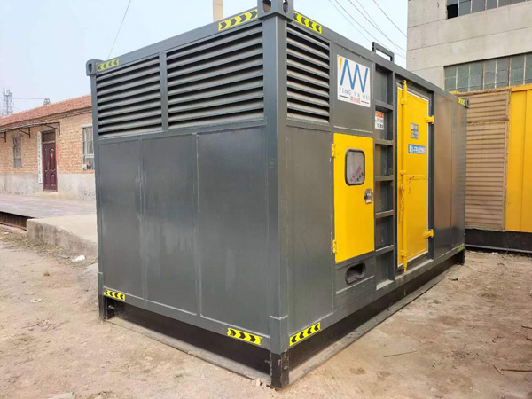 长岭进行柴油发电机组电瓶性能测试时，有哪些注意事项？